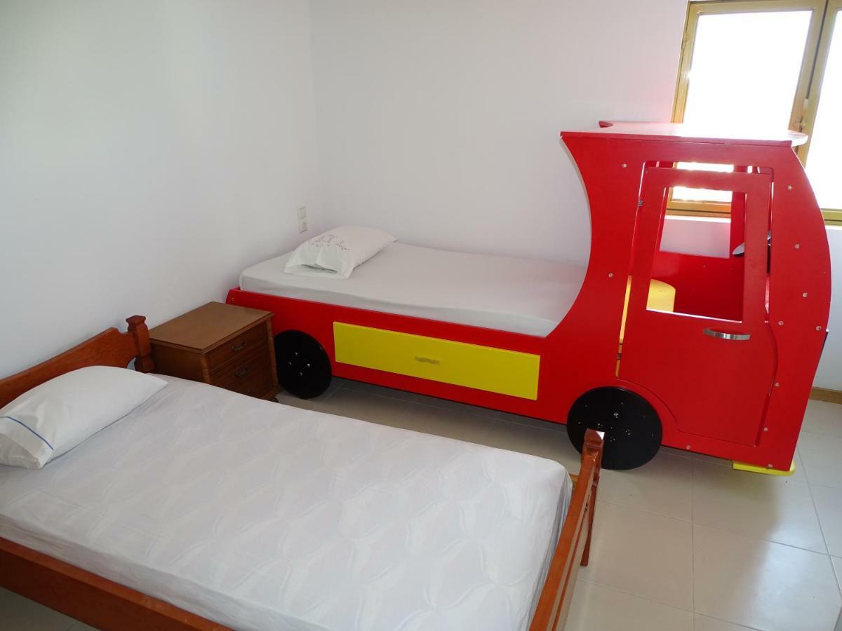 Gaitani Village Lentas Ngoại thất bức ảnh